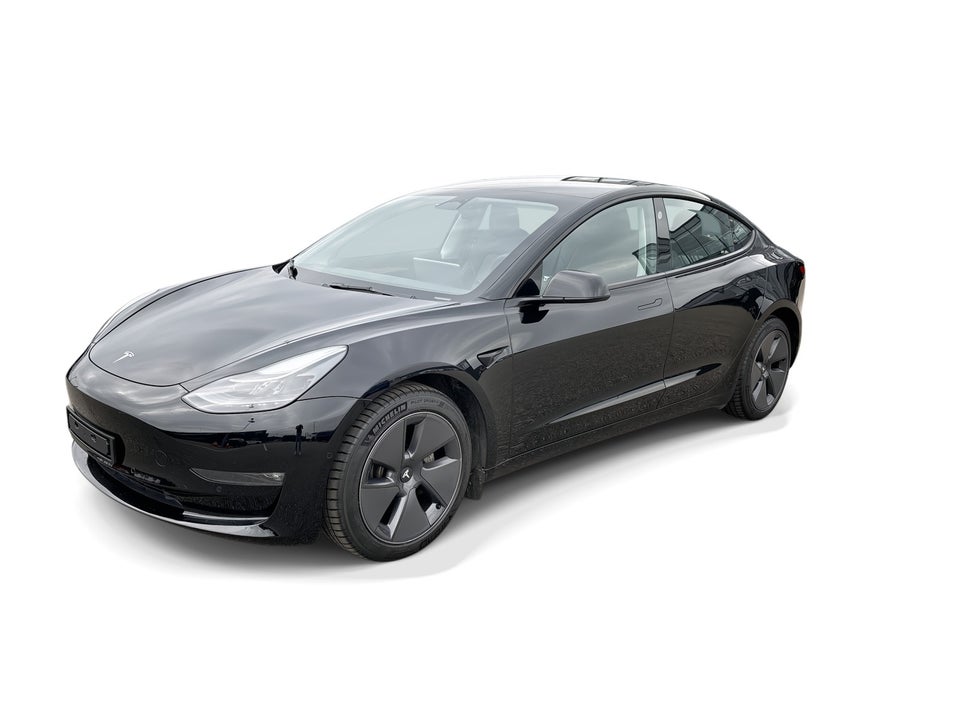 Tesla Model 3 Long Range AWD 4d