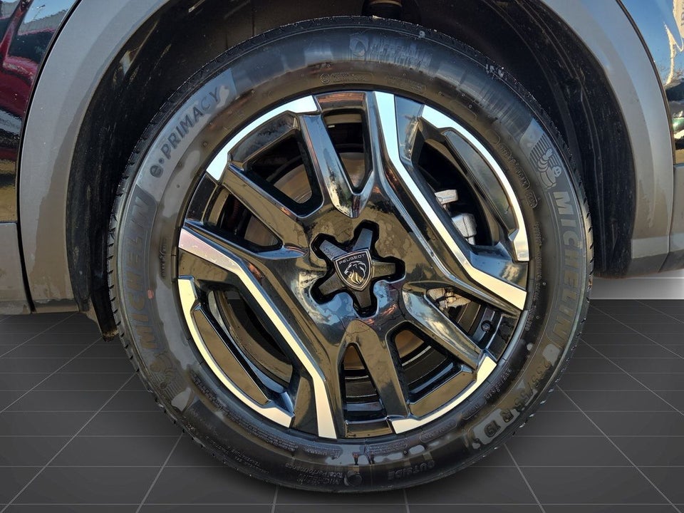 Peugeot e-5008 77 Allure 7prs 5d