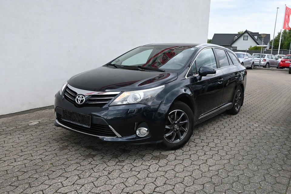 Toyota Avensis 2,0 D-4D T2 Touch stc. 5d