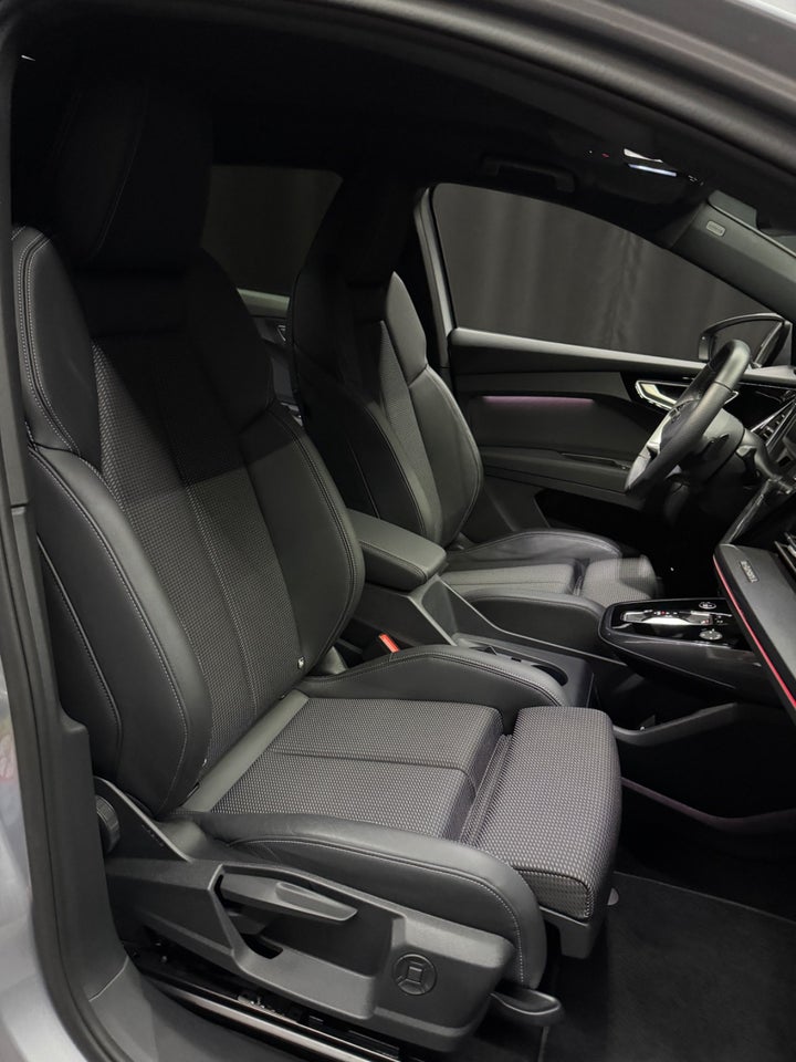 Audi Q4 e-tron 45 S-line 5d