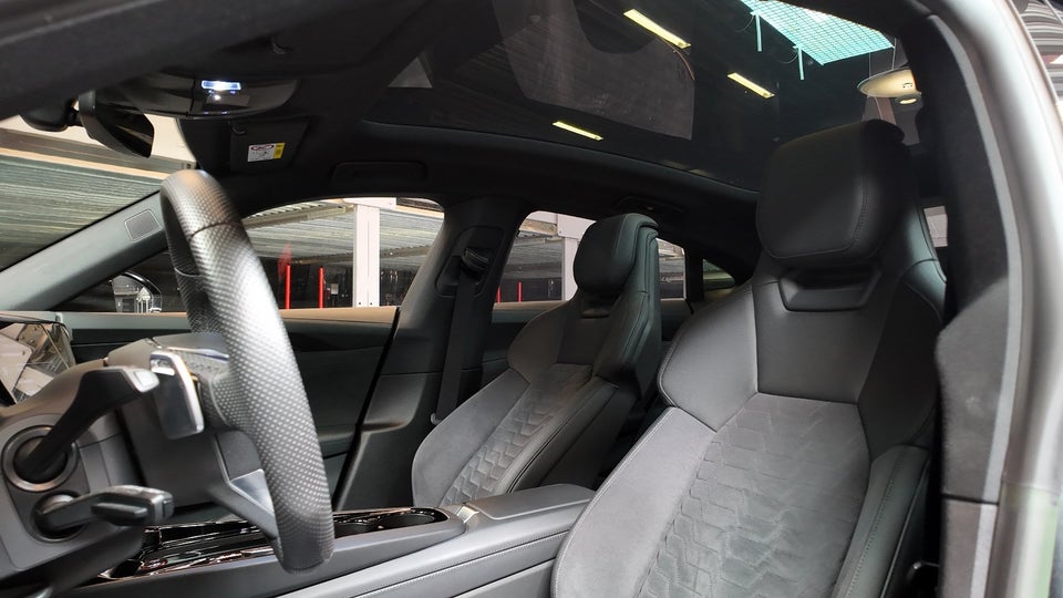 Audi e-tron GT quattro 4d