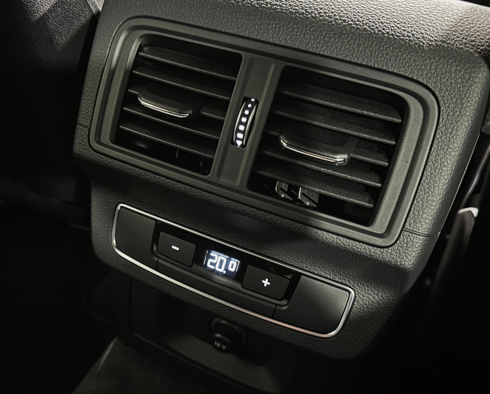 Audi Q5 50 TFSi e S-line quattro S-tr. 5d