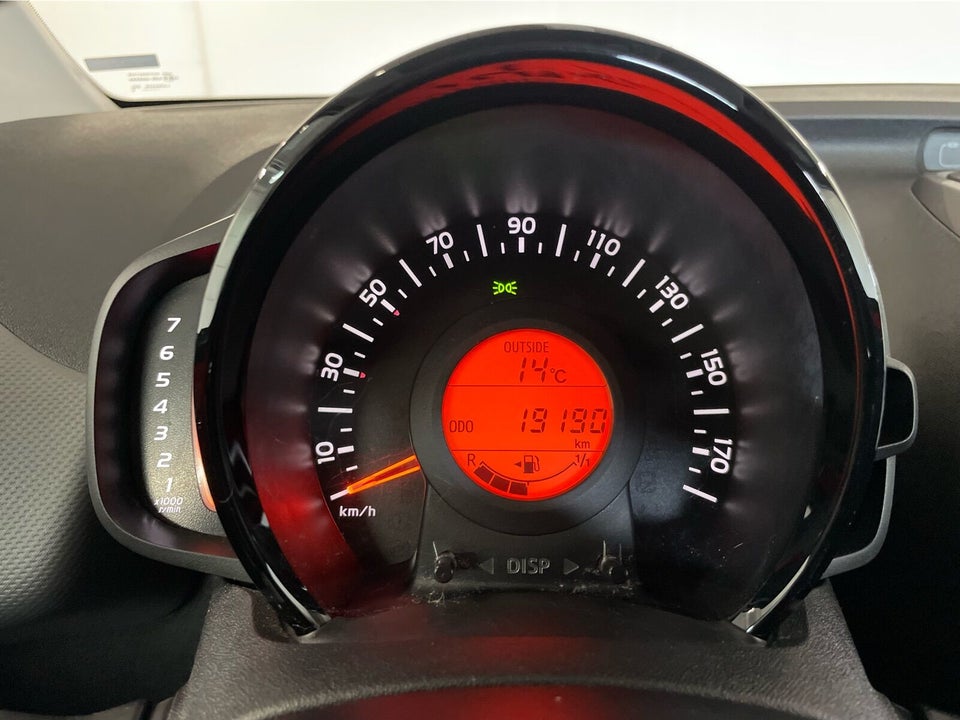 Peugeot 108 1,0 e-VTi 72 Allure+ 5d