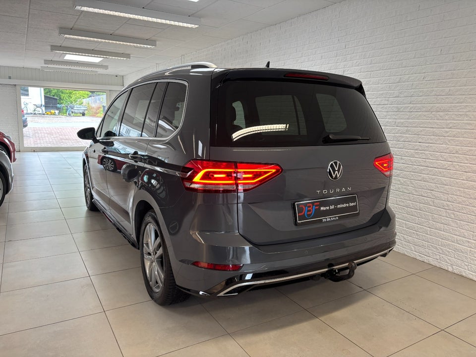 VW Touran 1,5 TSi 150 R-line DSG Van 5d