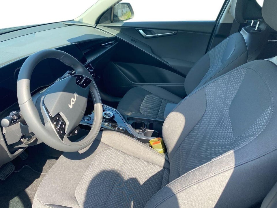 Kia Niro 64 EV Final Edition 5d