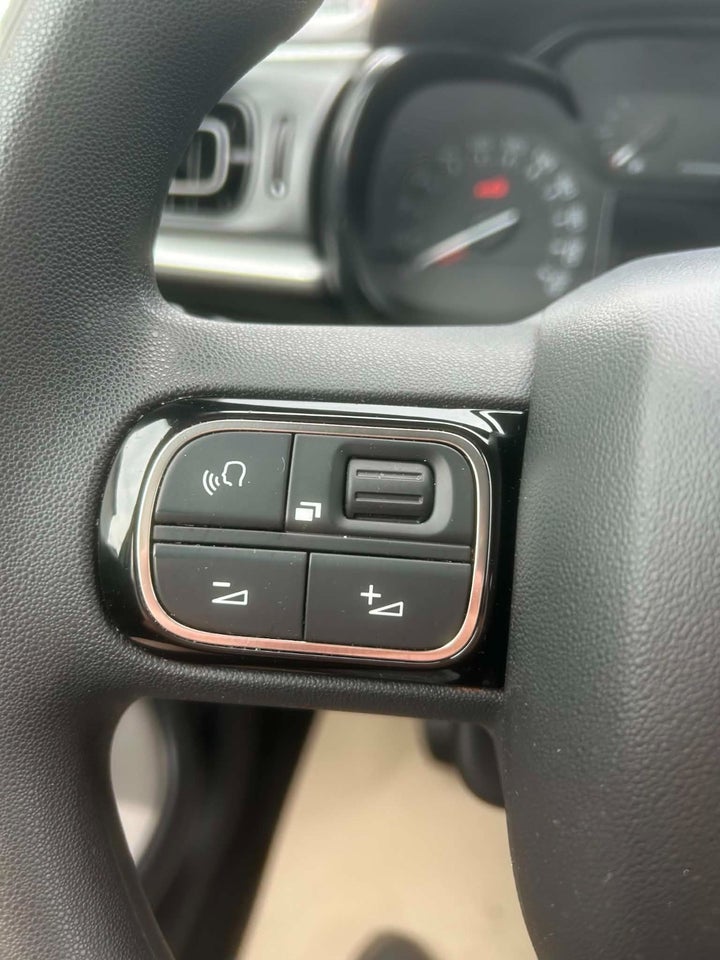 Citroën C3 1,2 PureTech 82 Iconic 5d