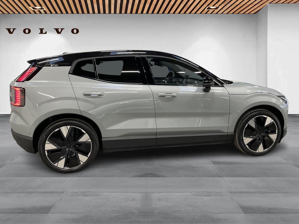 Volvo EX30 Twin Performance Ultra 5d