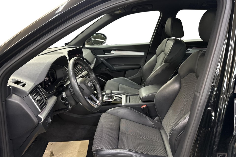 Audi Q5 50 TFSi e S-line quattro S-tr. 5d