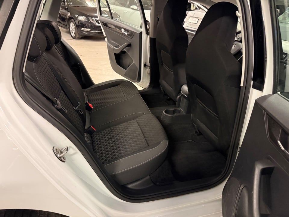 Skoda Rapid 1,0 TSi 110 Ambition Spaceback 5d