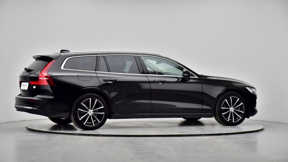 Volvo V60 CC 2,0 B5 250 Plus Bright aut. AWD 5d