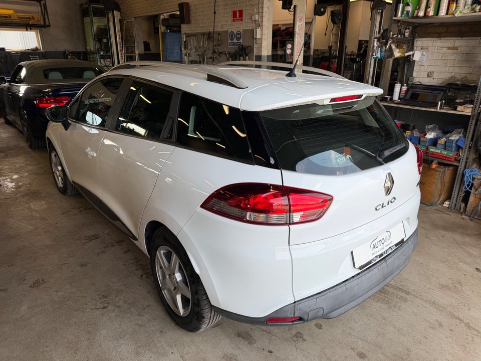 Renault Clio IV 1,5 dCi 90 Zen Sport Tourer 5d