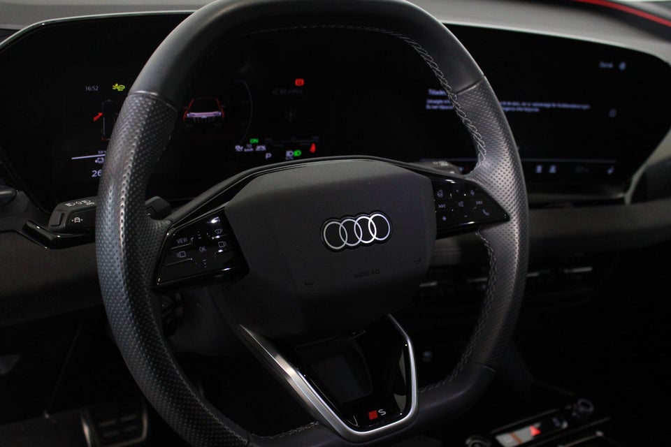 Audi Q6 e-tron S-line performance 5d