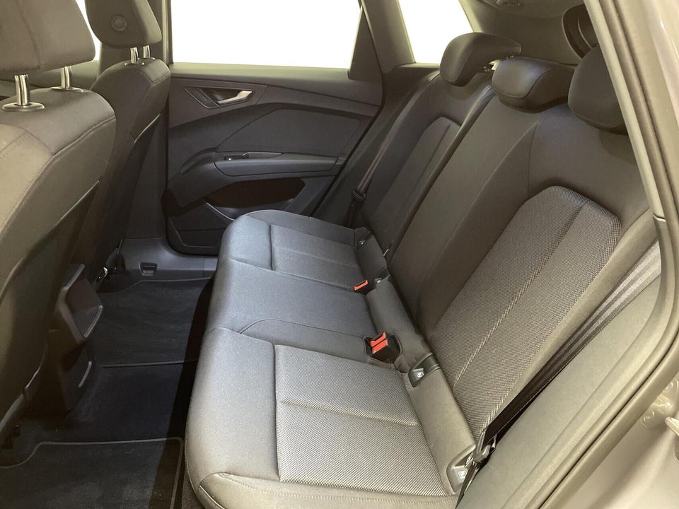 Audi Q4 e-tron 45 Progress 5d