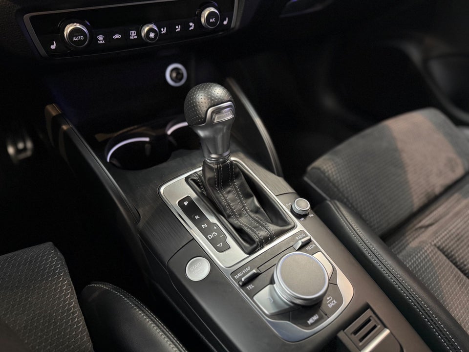 Audi A3 1,4 e-tron S-line Sportback S-tr. 5d