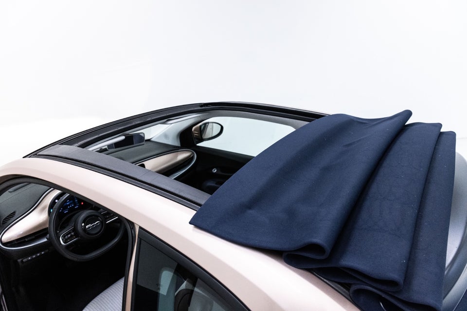 Fiat 500e 42 Icon Cabrio 2d