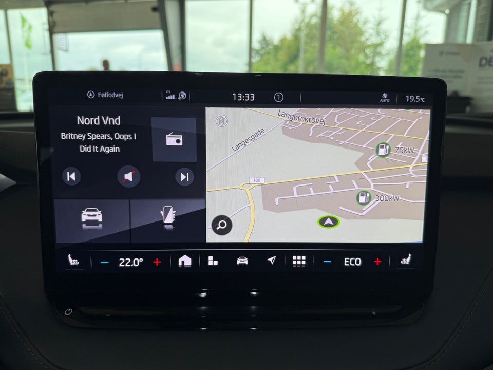 Skoda Enyaq 80 iV Suite 5d