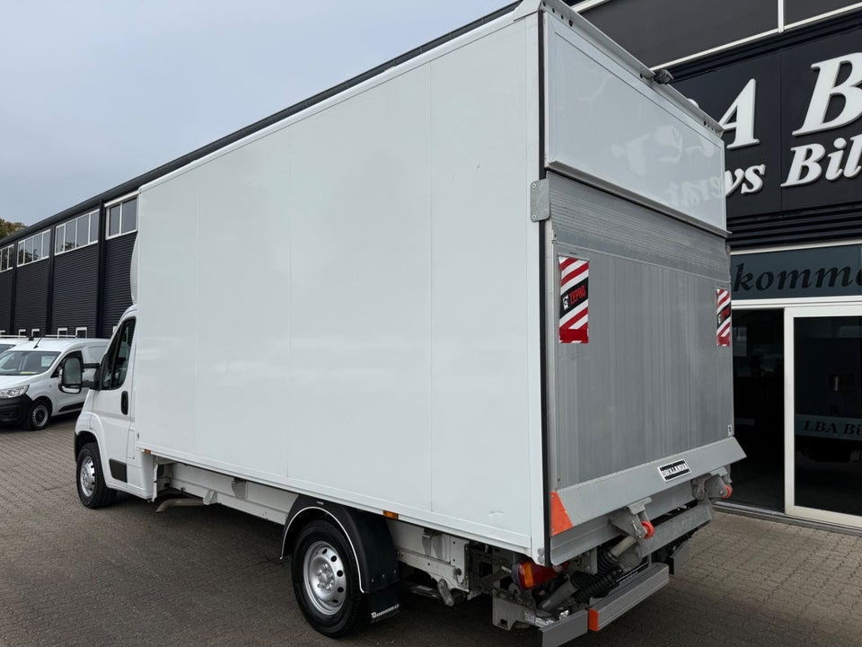 Peugeot Boxer 335 2,2 BlueHDi 140 L3 Alukasse m/lift