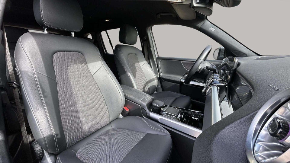 Mercedes EQB250 Progressive 5d