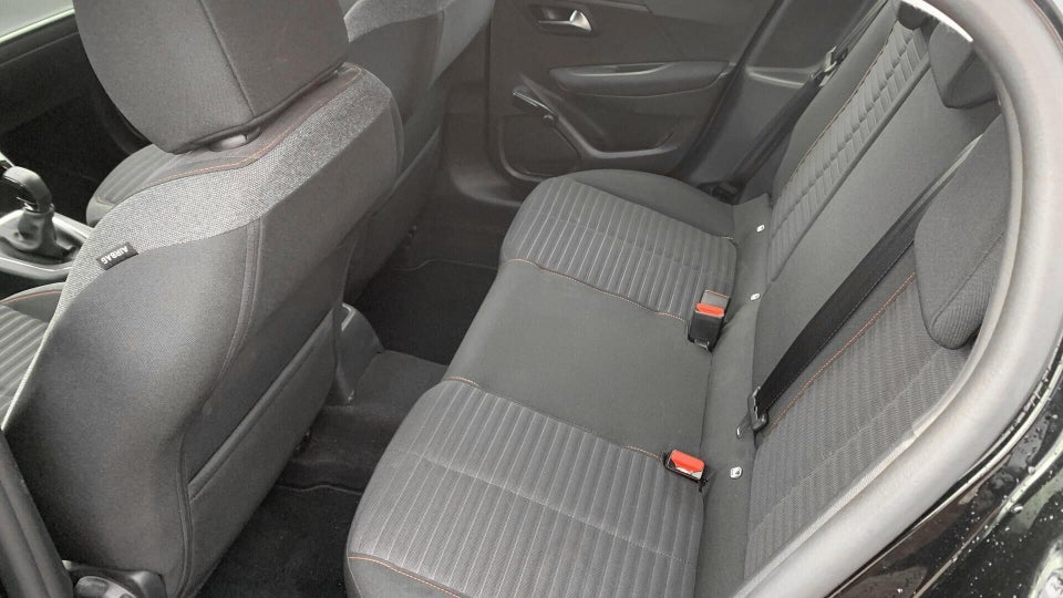 Peugeot 208 1,2 PureTech 75 Active 5d