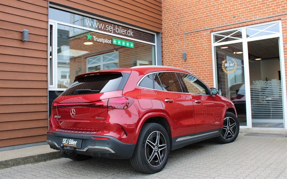 Mercedes EQA350 AMG Advance Plus 4Matic 5d