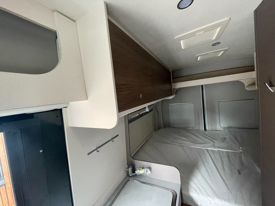 Etrusco CV600DF 2,0 aut. 4d