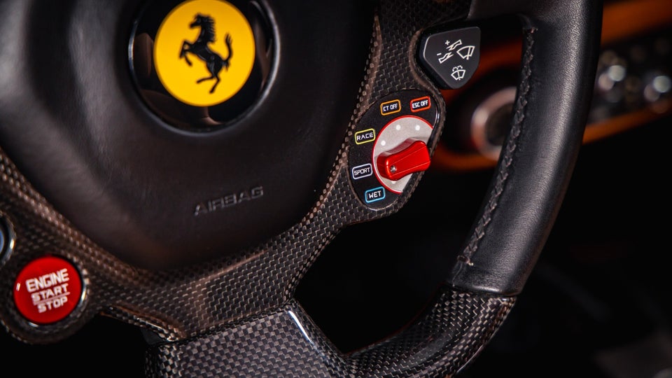 Ferrari 488 Spider 3,9 DCT 2d