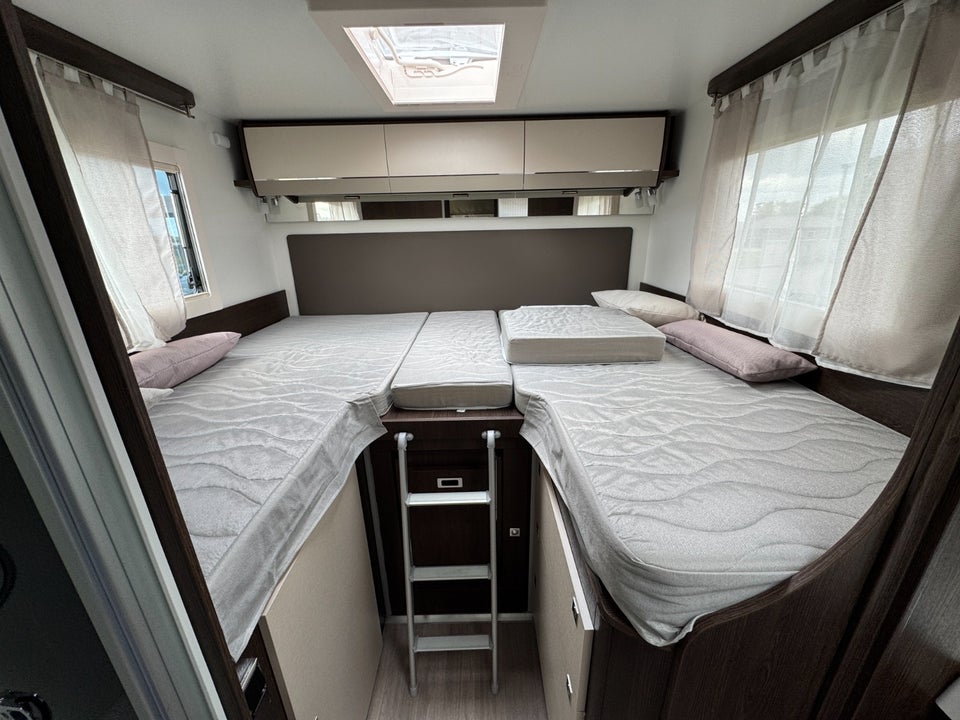 Ford Benimar 2,0 Tessoro 463 aut. 3d