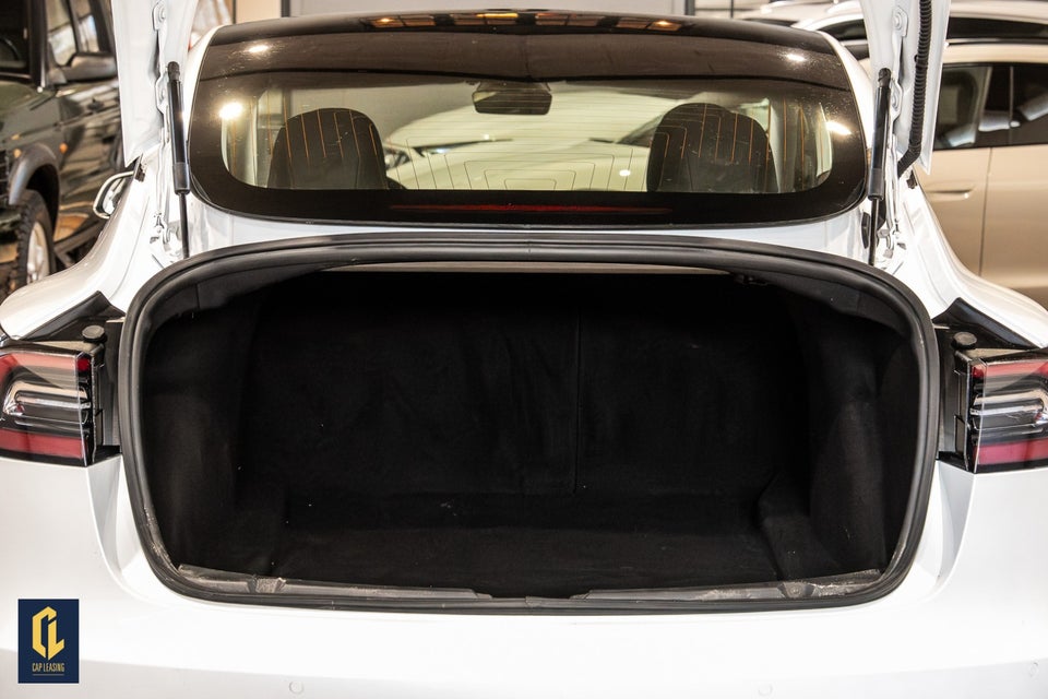 Tesla Model 3 Long Range AWD 4d