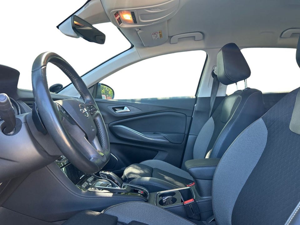 Opel Grandland X 1,6 Hybrid4 Cosmo Prestige aut. 5d