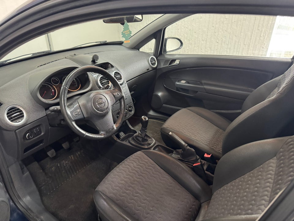 Opel Corsa 1,3 CDTi 95 Cosmo 3d