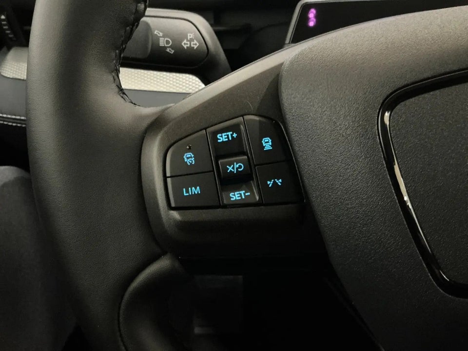 Ford Mustang Mach-E 75 Standard Range 5d