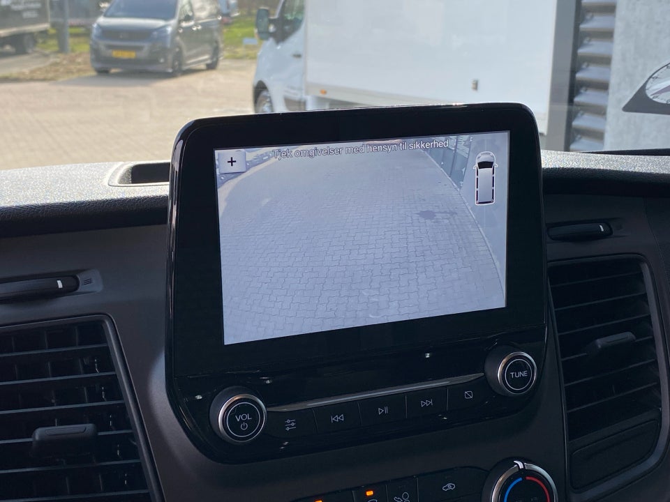 Ford Transit Custom 300 L2 2,0 TDCi 170 Trend