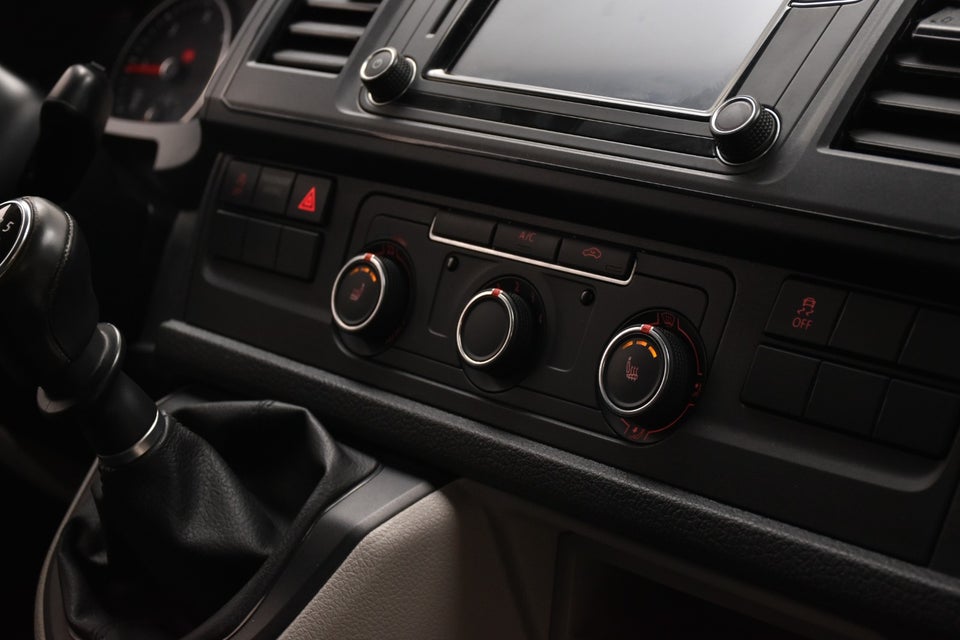 VW Transporter 2,0 TDi 150 Kassevogn 4Motion lang