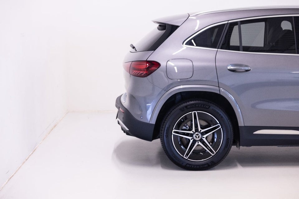 Mercedes EQA250+ AMG Premium 5d
