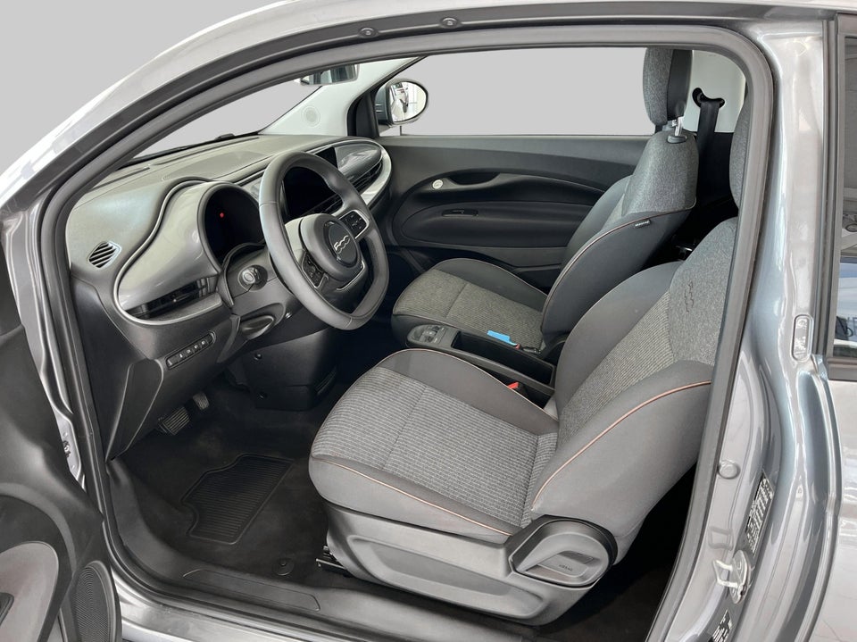 Fiat 500e 42 Icon 3d