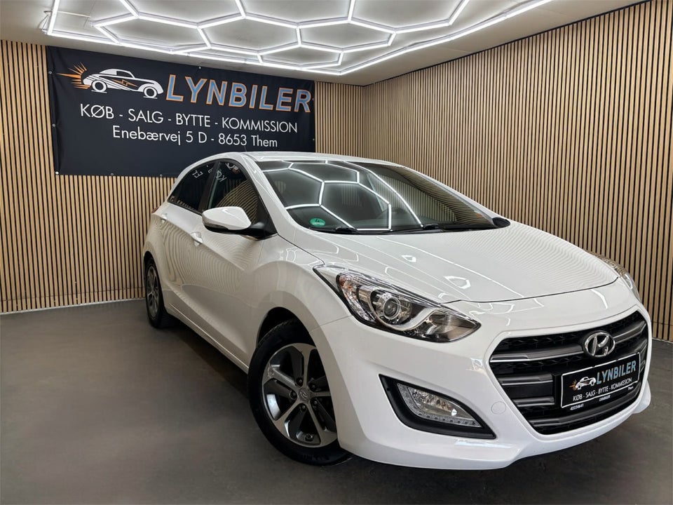 Hyundai i30 1,6 CRDi 110 5d