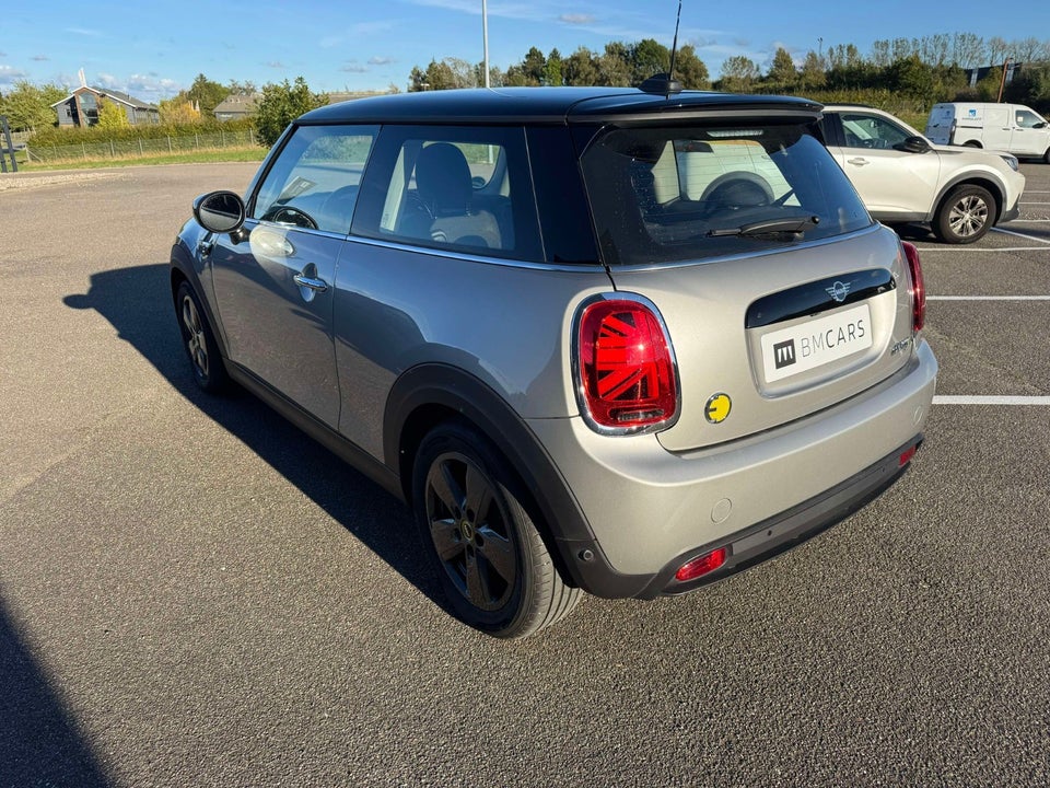 MINI Cooper SE Classic Trim 3d