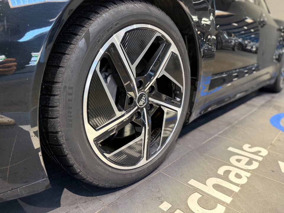 Audi e-tron GT quattro 4d