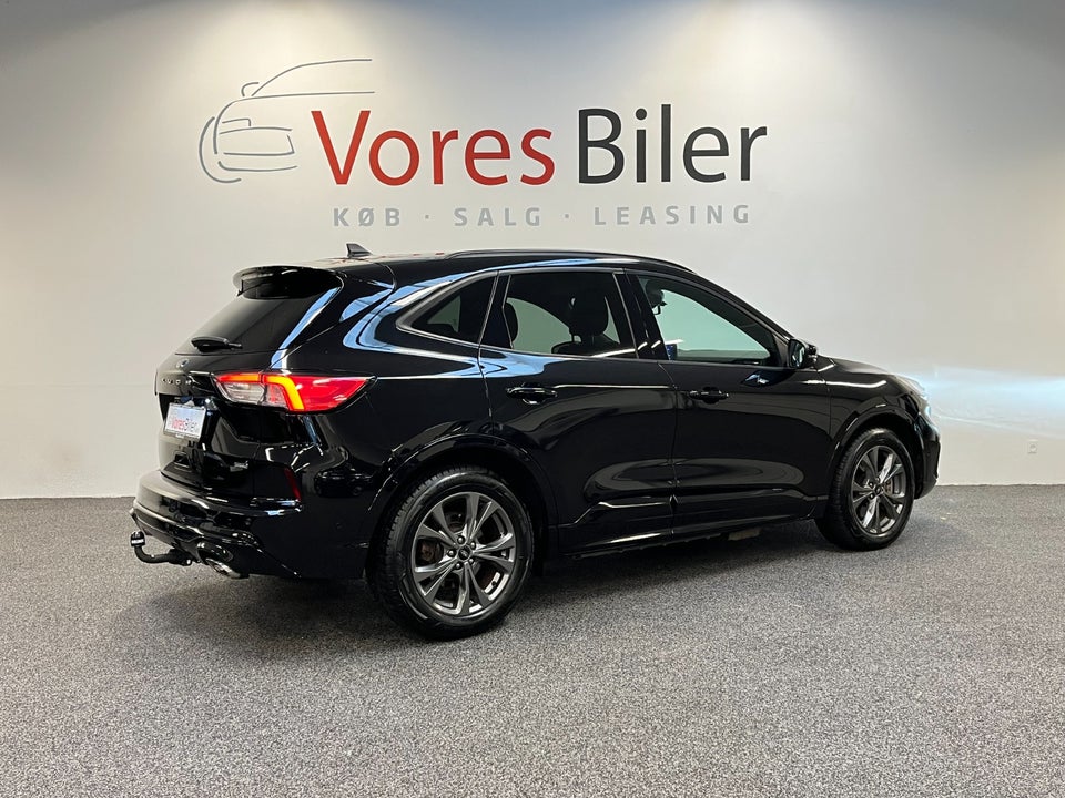 Ford Kuga 2,5 PHEV ST-Line X CVT 5d