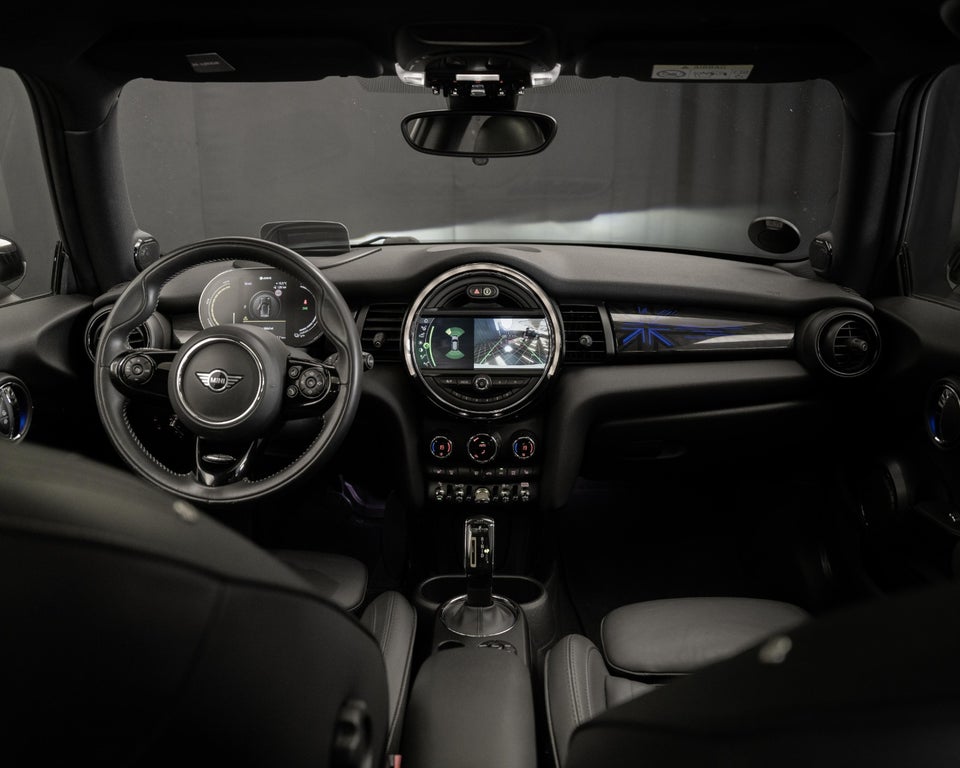 MINI Cooper SE Maximise 3d