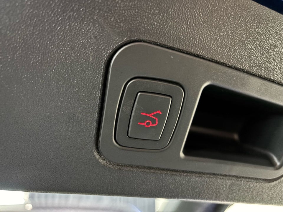 Tesla Model S Standard Range AWD 5d