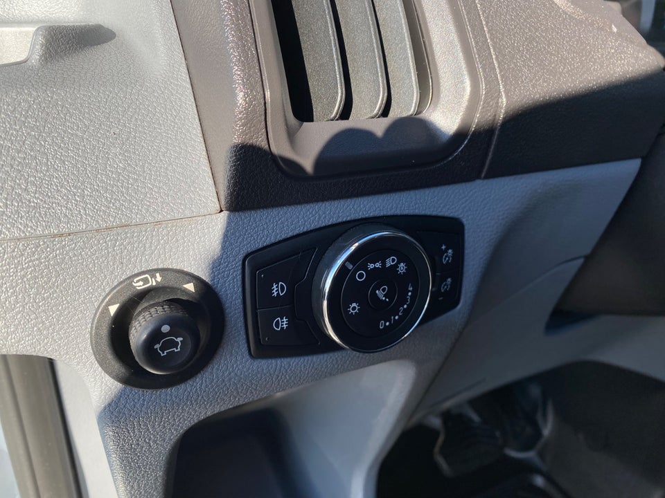 Ford Transit 350 L2 Van 2,0 TDCi 130 Trend aut. H3 FWD