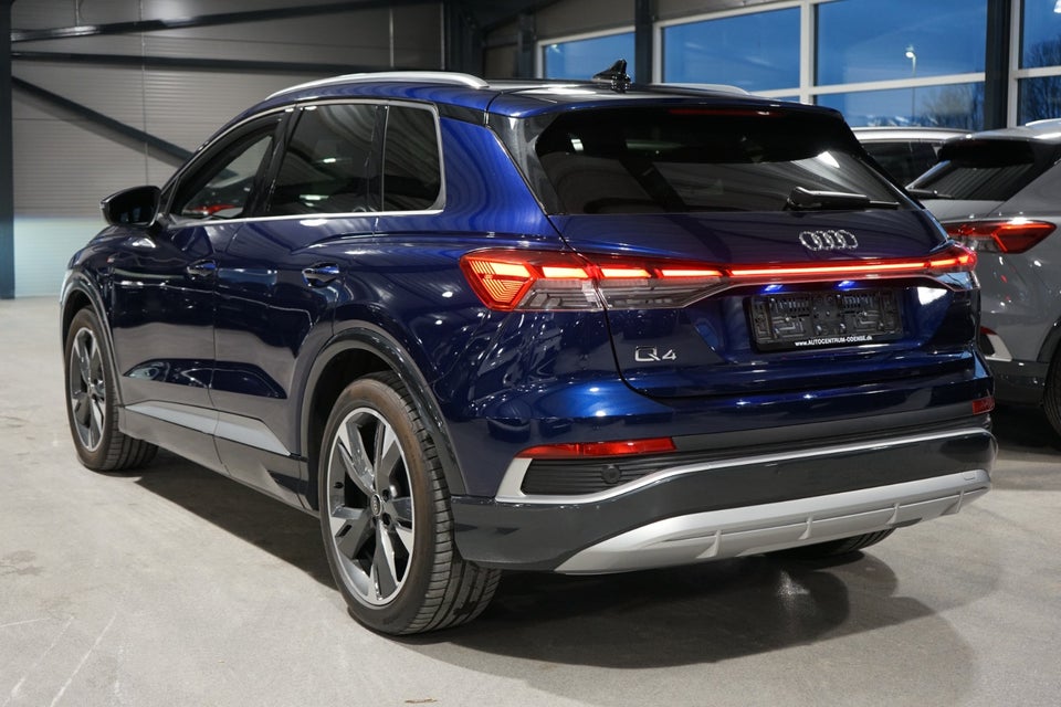 Audi Q4 e-tron 45 S-line 5d