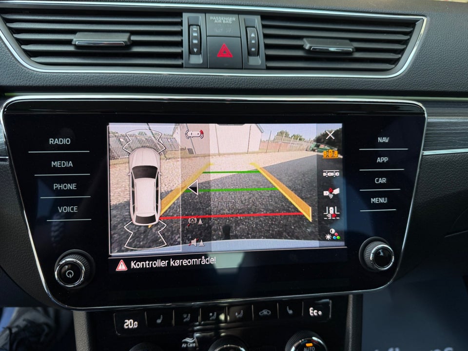 Skoda Superb 1,4 TSi iV Plus Combi DSG 5d
