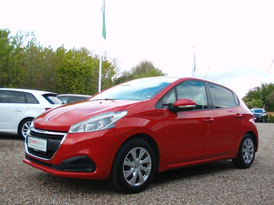 Peugeot 208 1,2 VTi 82 Strike 5d