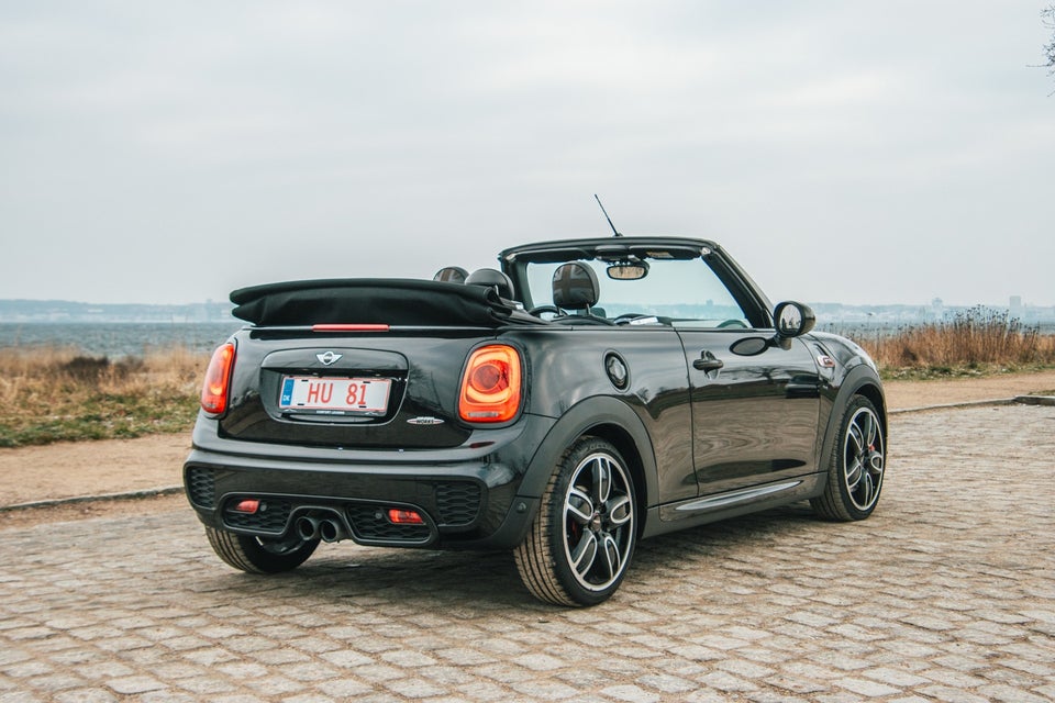 MINI Cooper S 2,0 JC Works Cabriolet aut. 2d
