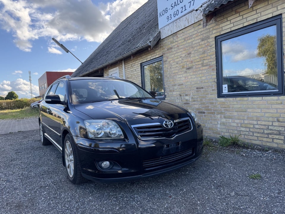 Toyota Avensis 1,8 VVT-i Sol stc. 5d