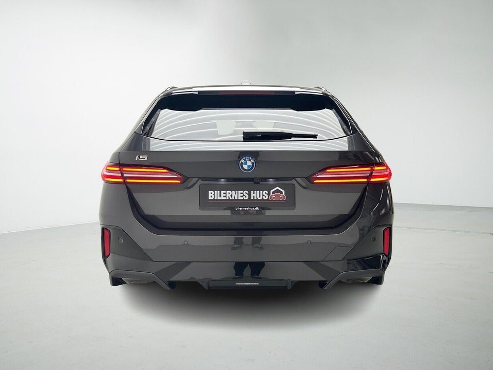 BMW i5 eDrive40 Touring M-Sport 5d