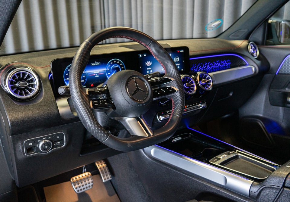 Mercedes EQB300 AMG Line 4Matic 7prs 5d