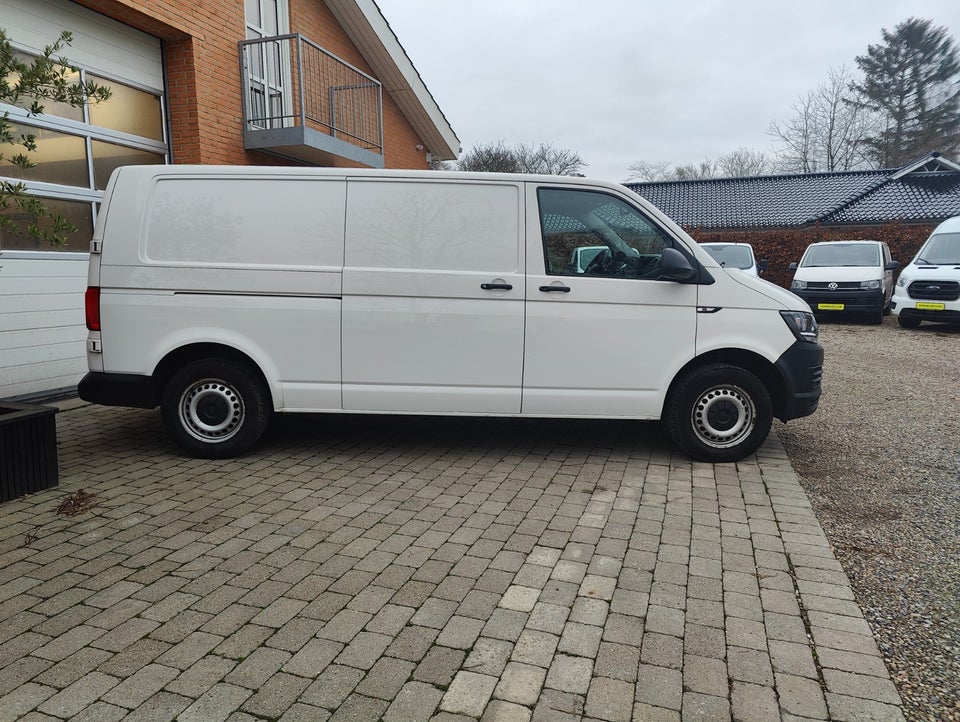 VW Transporter 2,0 TDi 150 Kassevogn DSG lang